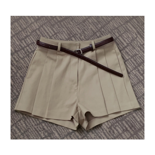 Cream Cheese Shorts Pants #size : M